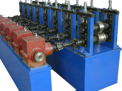 【熱銷冷彎成型設備 輥壓成型設備 全自動節省人力】價格,廠家,圖片,其他金屬制品、成型設備,濰坊潤銘機械廠-