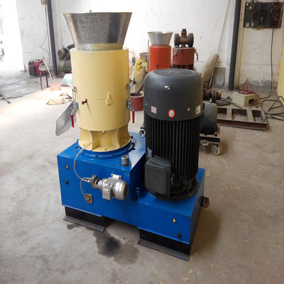 350型木屑顆粒機(jī)、平模木屑顆粒機(jī)、亨運(yùn)機(jī)械生物質(zhì)顆粒機(jī)圖片,350型木屑顆粒機(jī)、平模木屑顆粒機(jī)、亨運(yùn)機(jī)械生物質(zhì)顆粒機(jī)圖片大全,鞏義市亨運(yùn)機(jī)械設(shè)備貿(mào)易-